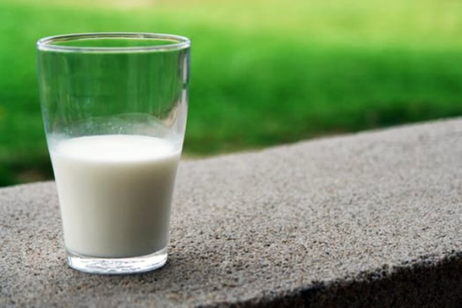 susu mengandung kolesterol tinggi